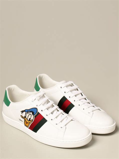 gucci giacchetta donald duck carp|disney gucci shoes 2017.